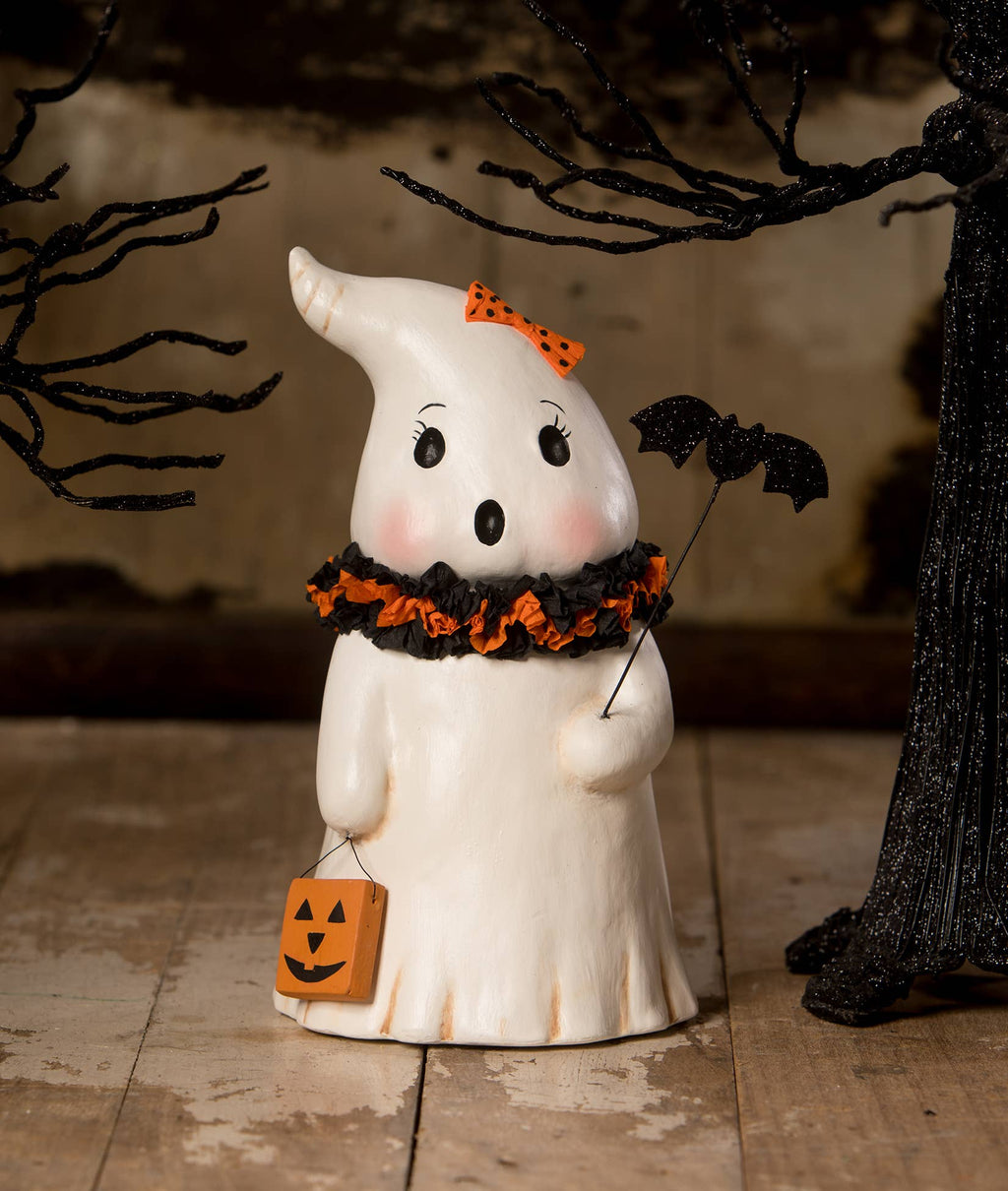 Mama Boo MA2073 ghost figure by Michelle Allen for Bethany Lowe Designs