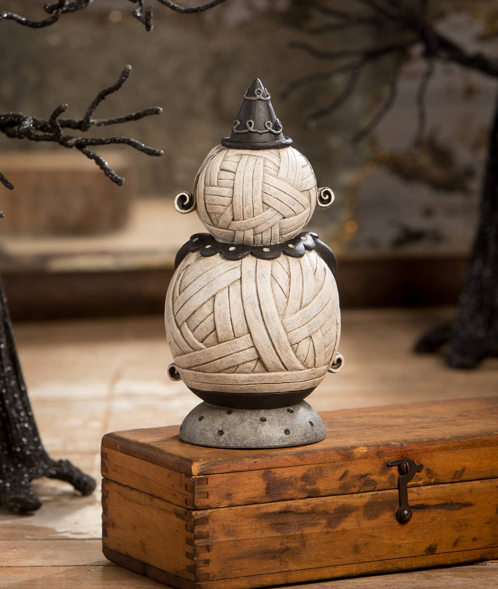 Grinning Mumma Mia Spooks Jar by Johanna Parker Design for Bethany Lowe Designs, view 4