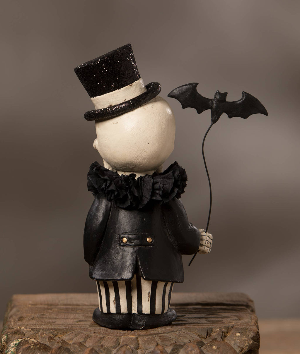 Dapper Desmond Skelly by Bethany Lowe Designs, view 2